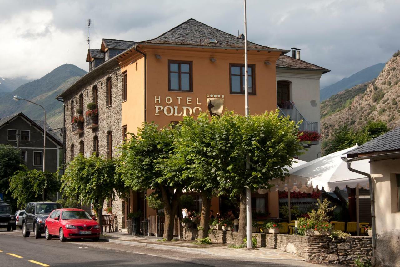 Hotel Poldo La Guingueta D'Aneu Buitenkant foto